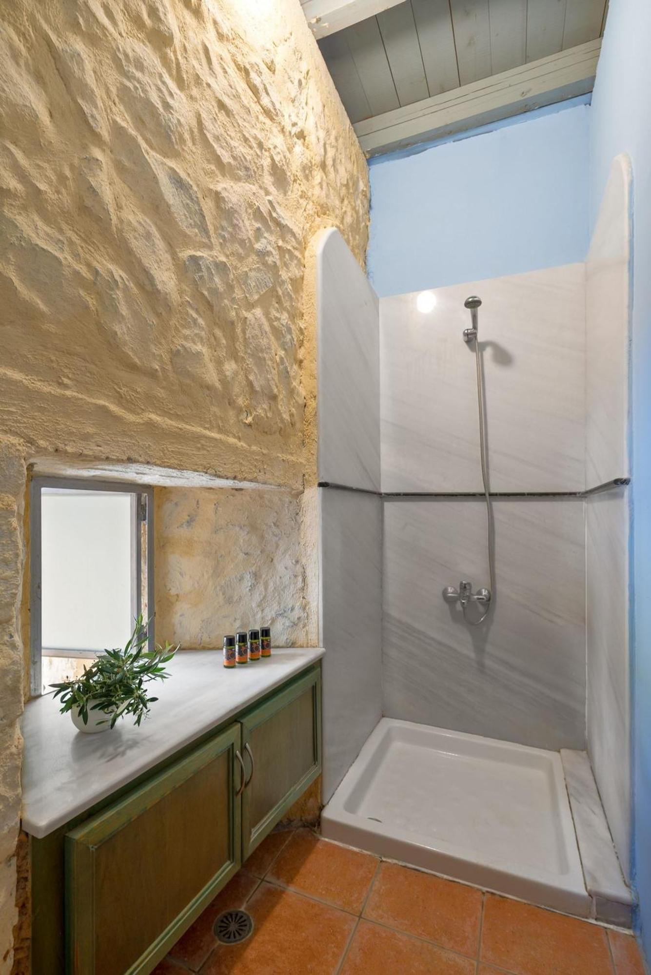 Villa Mediterranea, With Heated Pool Livadia  Екстер'єр фото