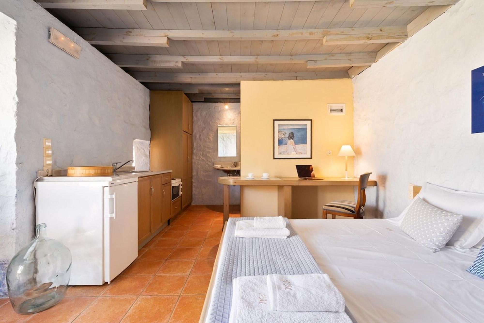 Villa Mediterranea, With Heated Pool Livadia  Екстер'єр фото